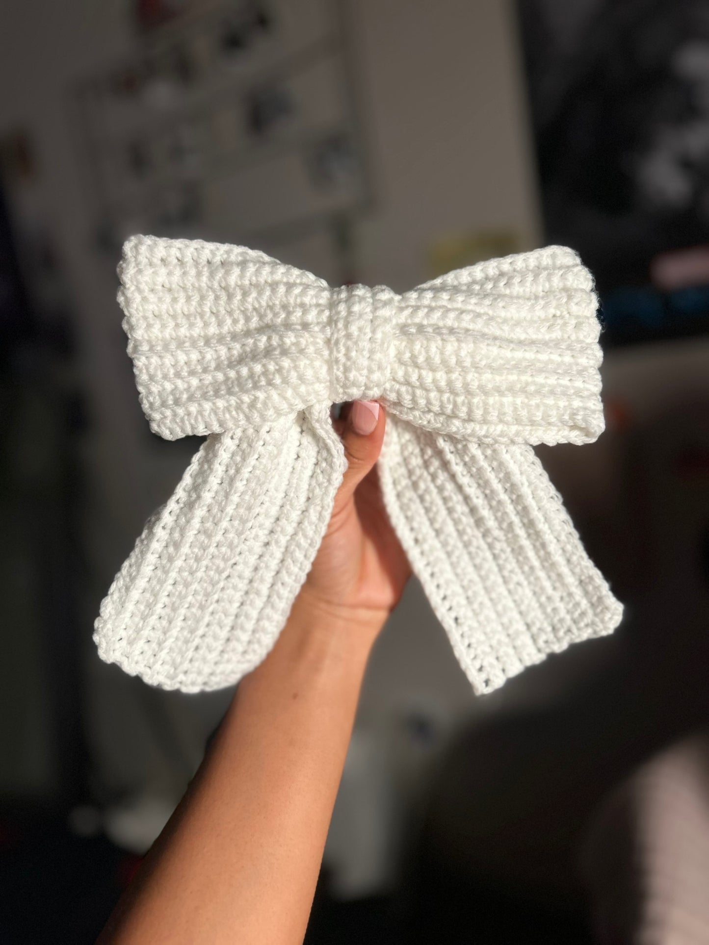 Large Bow